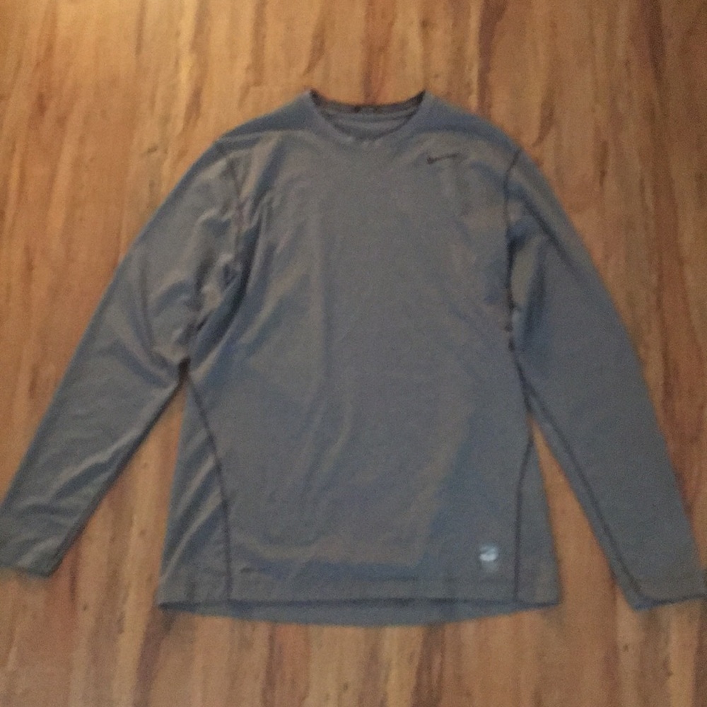Nike long sleeve shirt